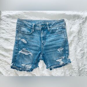 AE shorts sz 6